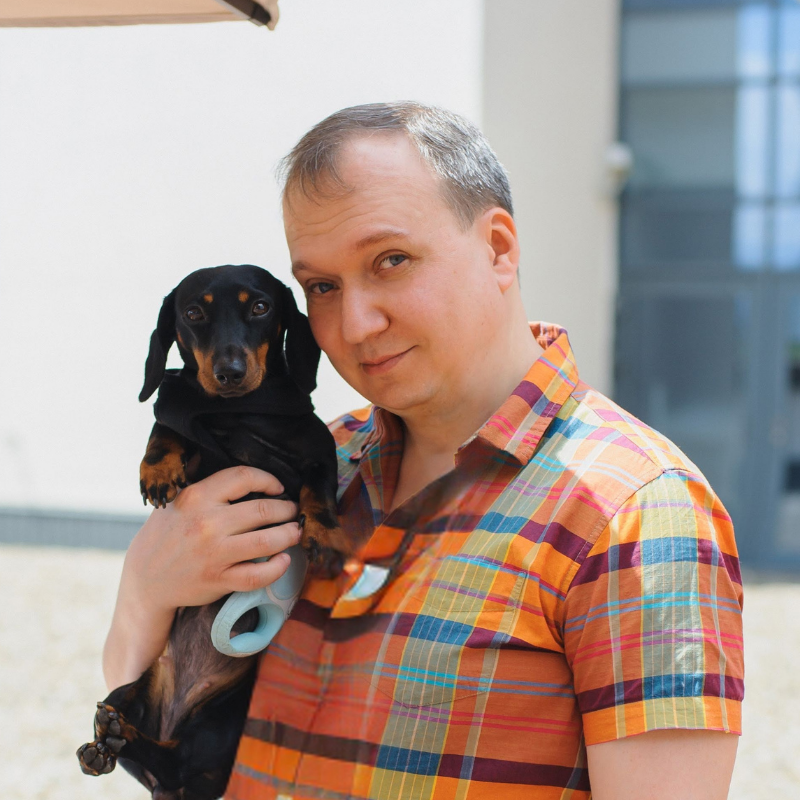 Олег Марущенко