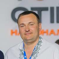 Роман Перунов